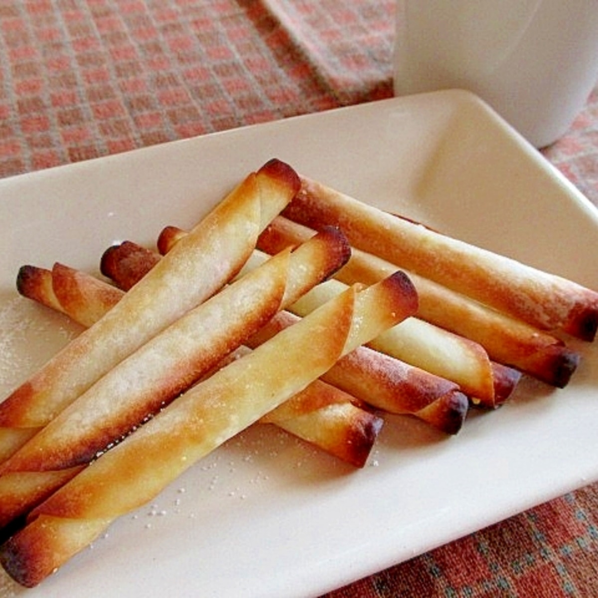 余った餃子の皮で 揚げずにパリパリチーズスナック レシピ 作り方 By ちえ Sキッチン 楽天レシピ 余った餃子の皮で 揚げずにパリパリチーズスナック レシピ 作り方 By ちえ Sキッチン 楽天レシピ